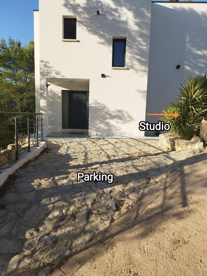 Studio Du Roc Des Garrigues Langlade Eksteriør bilde
